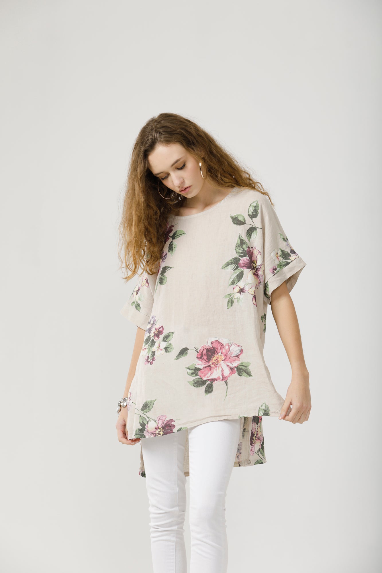 Contessa linen floral Top. Beige