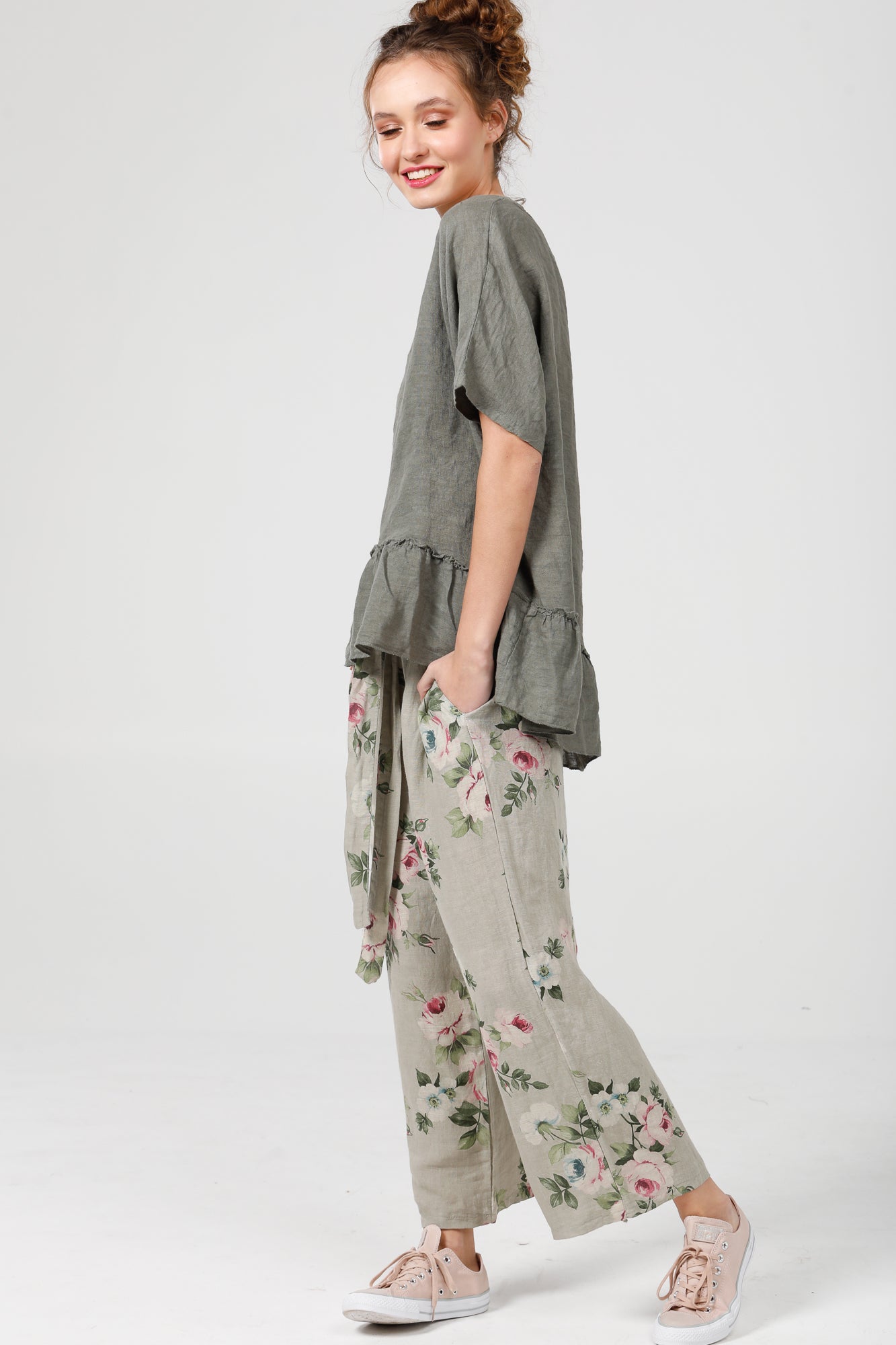 Eva Linen  floral pants   Seamist