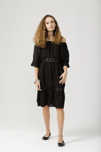 Capri linen and lace dress. Black.