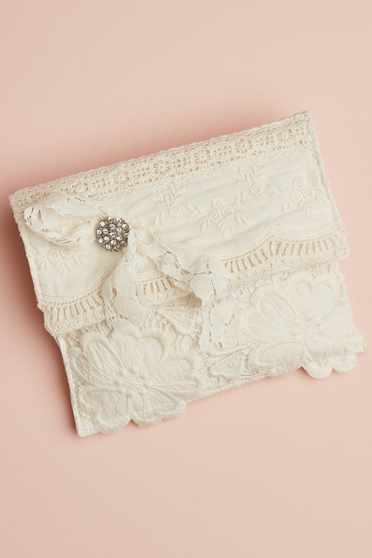 Vintage Lace Shoulder Pouch